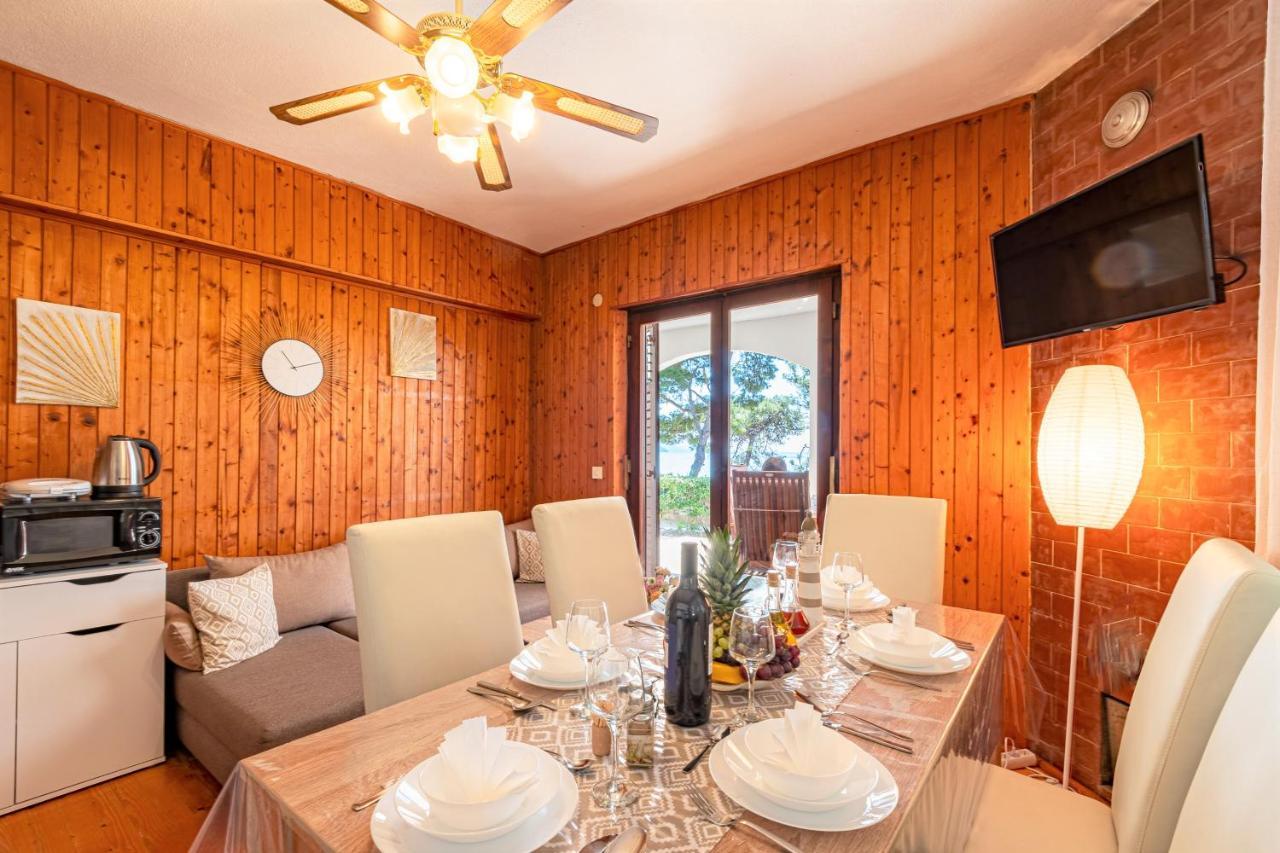 Beachfront Apartments Kate Orebić Extérieur photo